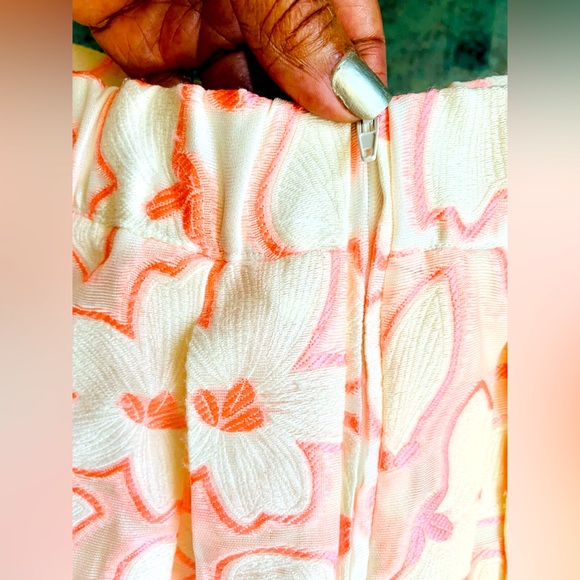 ✨ Eloquii✨ A Line Midi Skirt W/High Sheen Blush Embroidered Floral Overlay - Picture 10 of 14